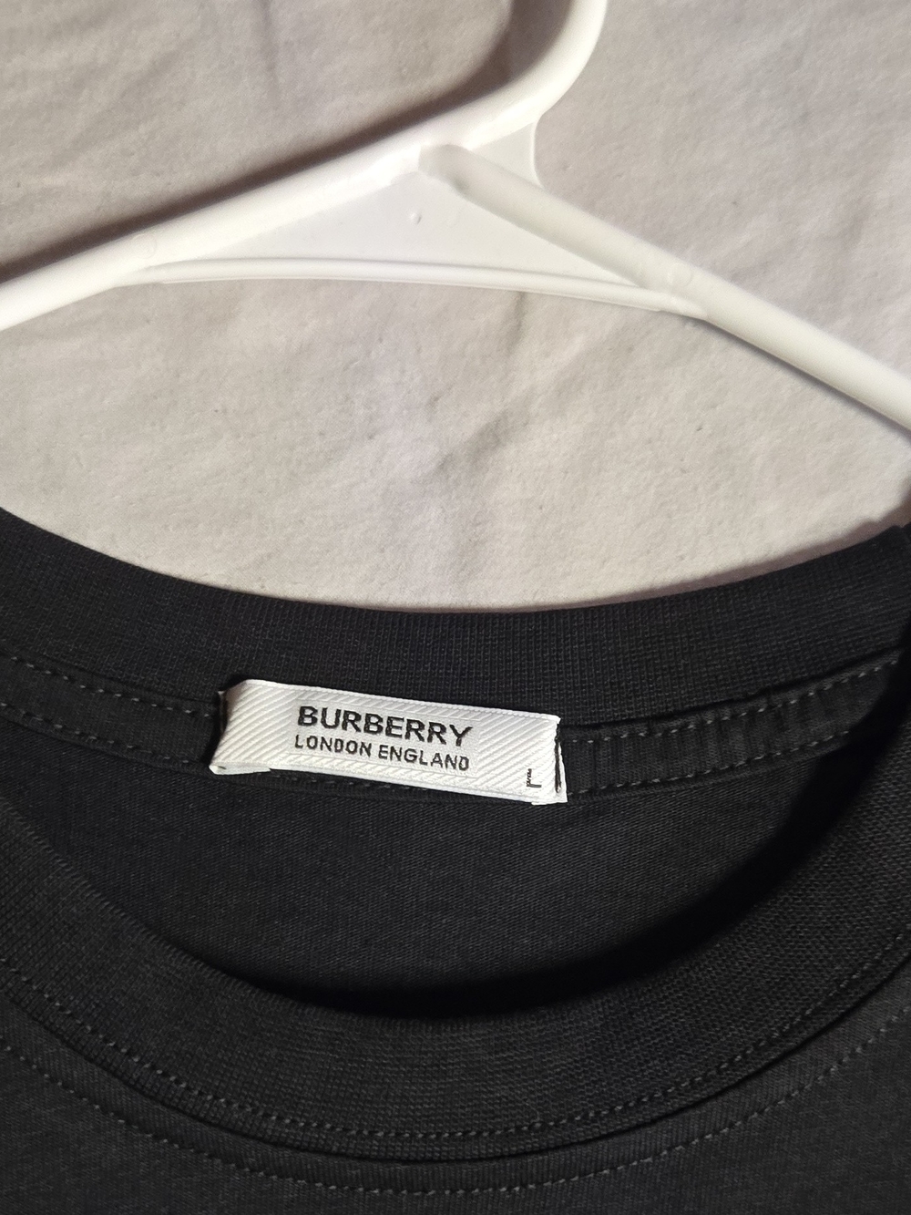 Burberry Label Applique Cotton Oversized T-Shirt Logo Tee in Black Like New